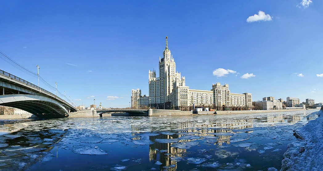 Куда поступить на Гостиничное дело в Москве?