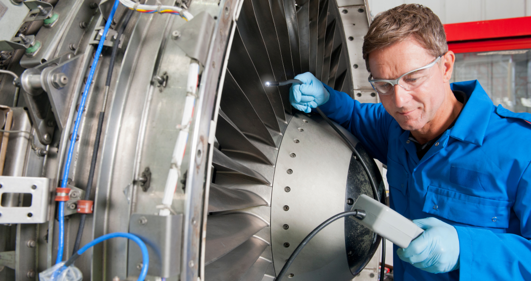 Авиационный механик (авиационный техник-механик, авиамеханик)