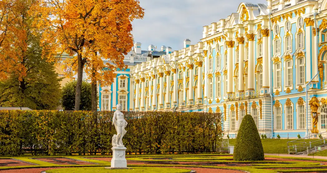 Рейтинг университетов Санкт-Петербурга по проходным баллам 2025