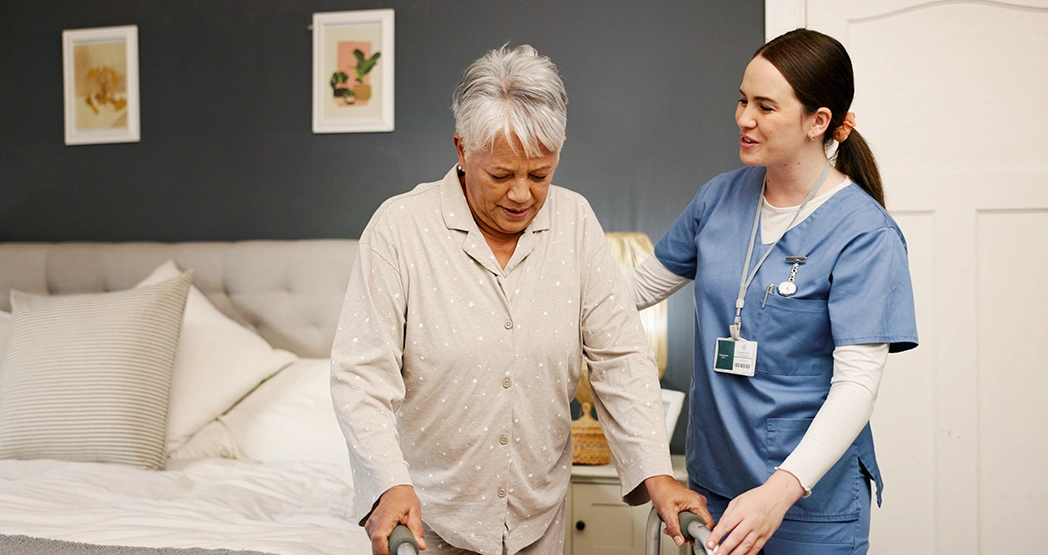 Как стать сиделкой?