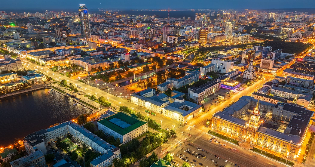 Топ колледжей Екатеринбурга 2025: ранжирование по проходным баллам