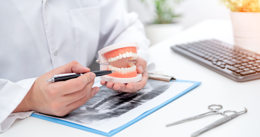 Зубной техник