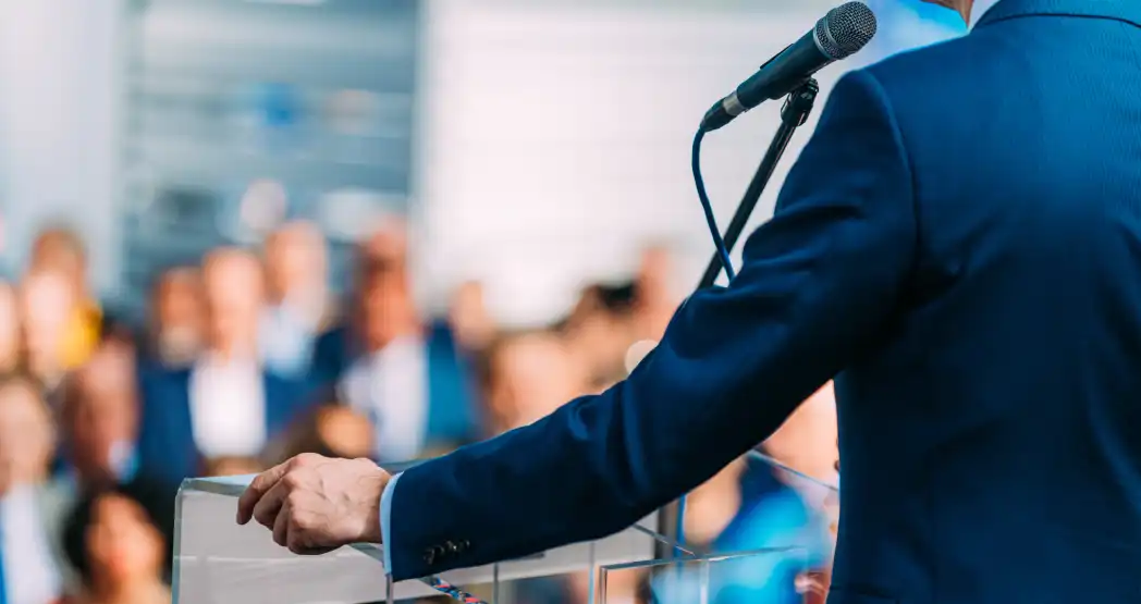 Как стать политиком?