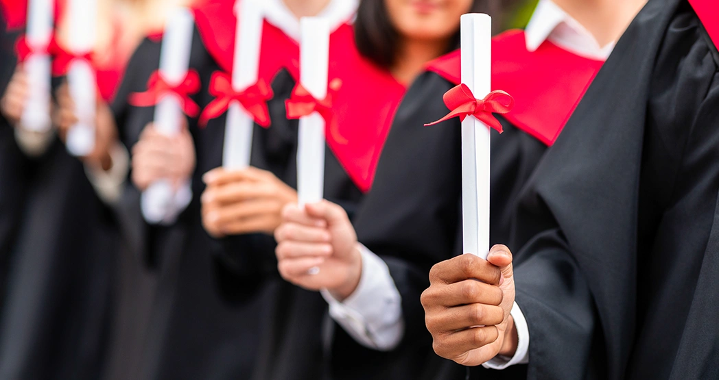 Значение красного диплома в образовании: важность, критерии и влияние на карьеру